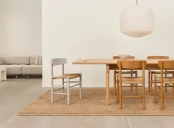 J39 Folkestolen, sortlakeret bøg af Børge Mogensen<Fredericia Furniture New