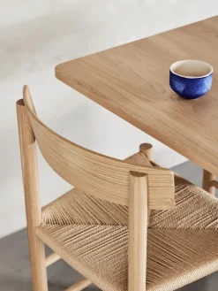 J39 Folkestolen, sortlakeret eg af Børge Mogensen<Fredericia Furniture Online