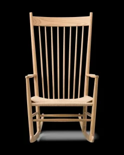 J16 Gyngestol af Hans J. Wegner<Fredericia Furniture Online