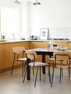 J182 Holmen Spisebordsstol fra<FDB Møbler Hot