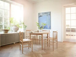 J80 spisebordsstol fra<FDB Møbler Outlet