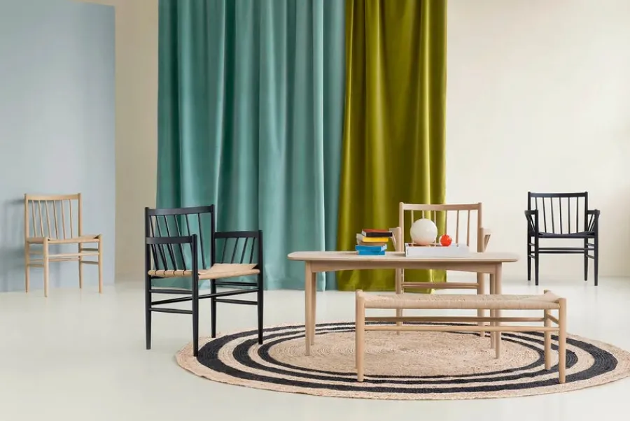 J81 spisebordsstol fra<FDB Møbler Discount