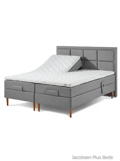 – Sengegavl Square, Sand<Jacobsen Plus Beds
