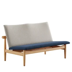Japan 2 pers. sofa, eg klar olie af Finn Juhl<House of Finn Juhl Discount