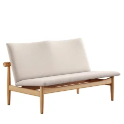 Japan 2 pers. sofa, eg klar olie af Finn Juhl<House of Finn Juhl Discount