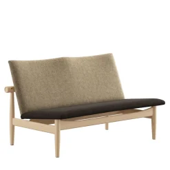 Japan 2 pers. sofa, eg klar olie af Finn Juhl<House of Finn Juhl Discount