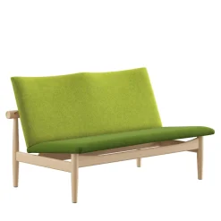 Japan 2 pers. sofa, eg klar olie af Finn Juhl<House of Finn Juhl Discount