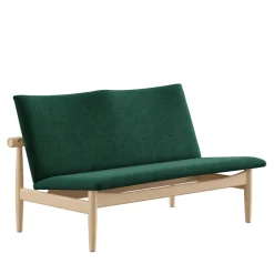 Japan 2 pers. sofa, eg klar olie af Finn Juhl<House of Finn Juhl Discount