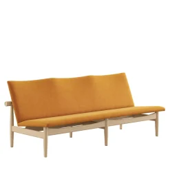 Japan 3 pers. sofa, eg olie af Finn Juhl<House of Finn Juhl Sale