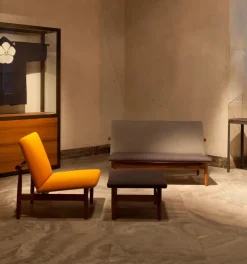 Japan 2 pers. sofa, eg olie af Finn Juhl<House of Finn Juhl Clearance