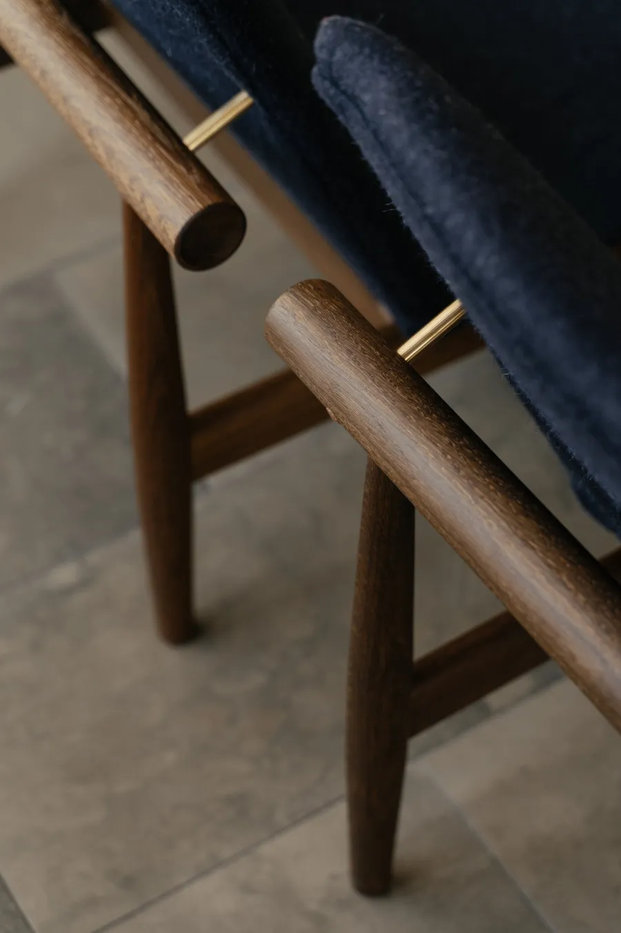 Japan stol, valnød af Finn Juhl<House of Finn Juhl Outlet