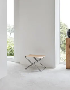 JG Folding Stool fra<Fredericia Furniture Outlet