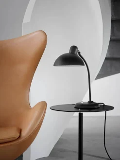 Kaiser Idell Bordlampe, kipbar fra<Fritz Hansen Best