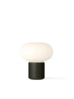 Karl-Johan portable bordlampe, Cold Black fra<New Works