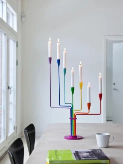 Karlsvognen Table Lysestage, mørk blå fra<Piet Hein