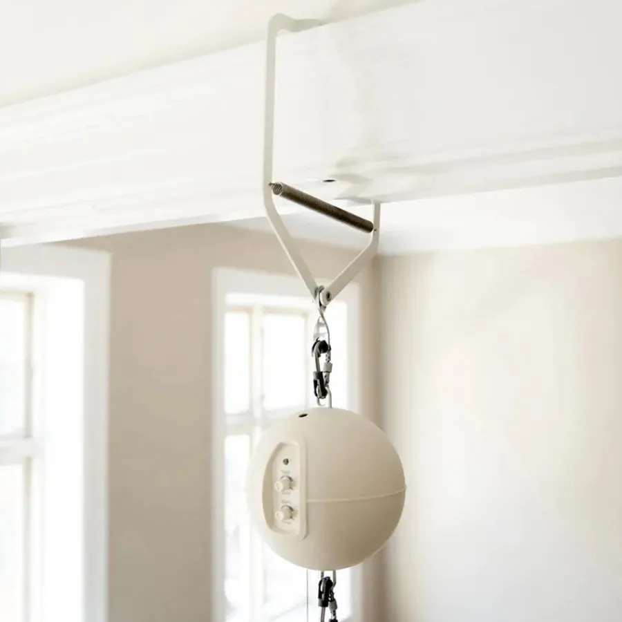 Karmbeslag fra<Moonboon