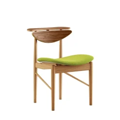 Karmstolen, ask klar olie af Finn Juhl<House of Finn Juhl Sale