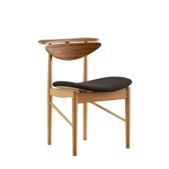 Karmstolen, eg olie af Finn Juhl<House of Finn Juhl Sale