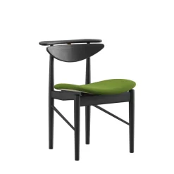 Karmstolen, eg olie af Finn Juhl<House of Finn Juhl Sale