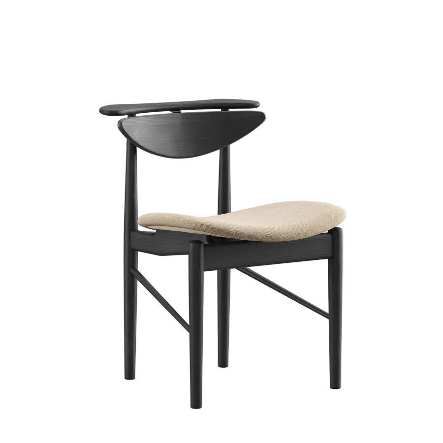 Karmstolen, eg olie af Finn Juhl<House of Finn Juhl Sale