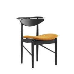 Karmstolen, eg olie af Finn Juhl<House of Finn Juhl Sale