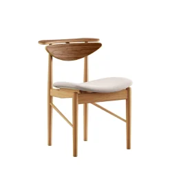 Karmstolen, eg olie/valnød af Finn Juhl<House of Finn Juhl Outlet