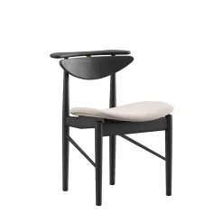 Karmstolen, eg olie/valnød af Finn Juhl<House of Finn Juhl Outlet