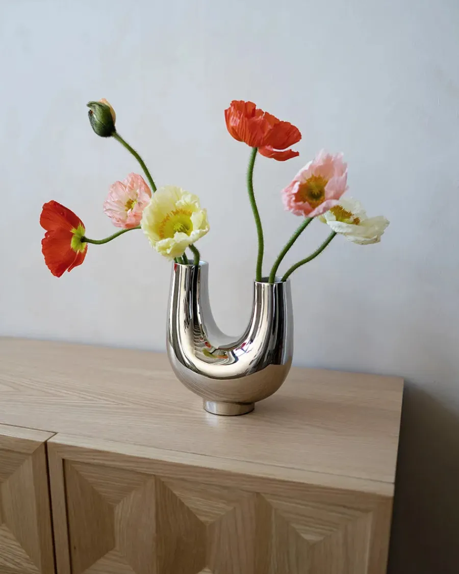 Kazumi Vase, silver fra<Hein Studio Outlet