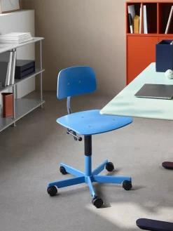 Kevi 2533 Kontorstol med sædepolstring fra<Montana Hot