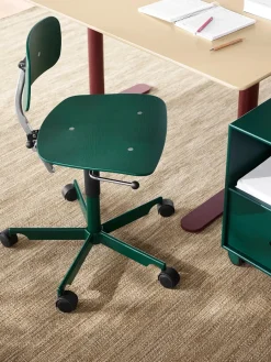 Kevi 2533 Kontorstol med sædepolstring fra<Montana Hot