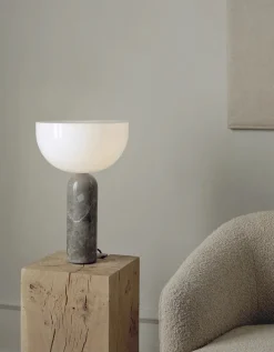 Kizu Bordlampe Large, Kunis Breccia Marble fra<New Works New