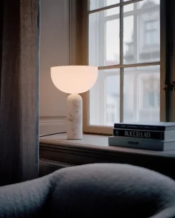 Kizu Bordlampe Large, White Marble fra<New Works Outlet