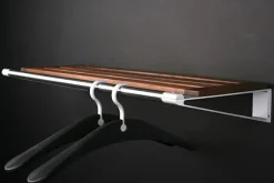 KNAX hattehylde fra<LoCa Best