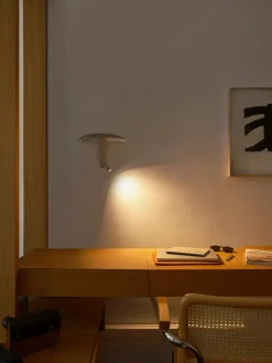 Konoha Wall Lamp fra<Marset