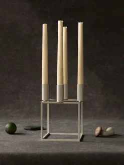 Kubus 4 Lysestage, olive fra<Audo Copenhagen New