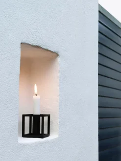 Kubus 1 Lysestage, sort fra<Audo Copenhagen