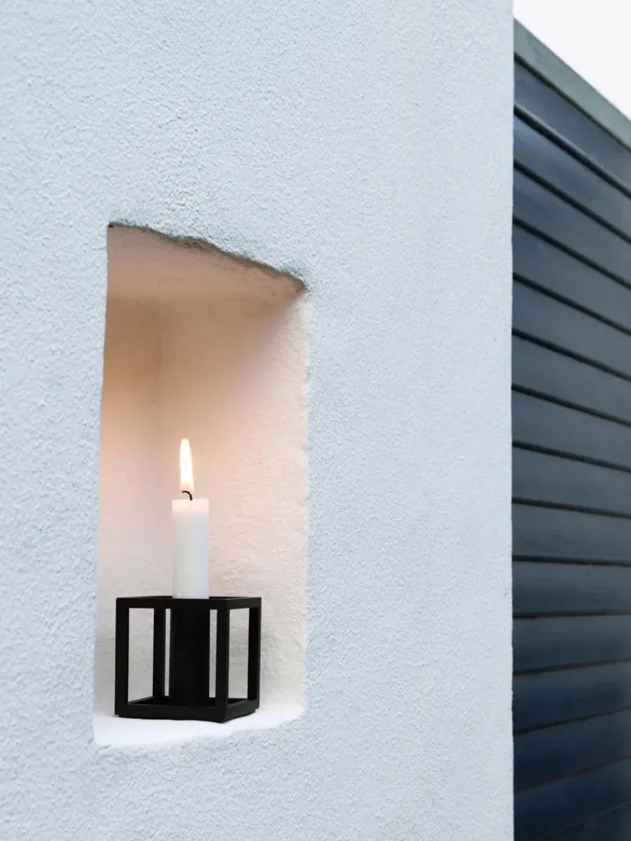 Kubus 1 Lysestage, sort fra<Audo Copenhagen