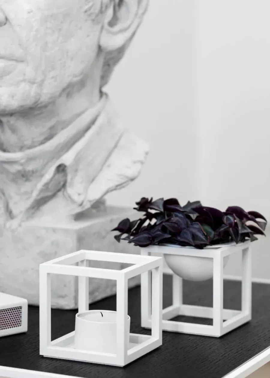 Kubus T Lysestage, sort fra<Audo Copenhagen New