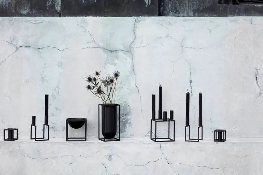 Kubus Vase Lolo, sort fra<Audo Copenhagen Sale