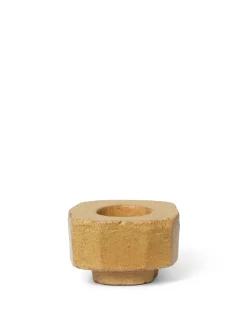 Kurinu Candle Holder fra<Ferm Living New