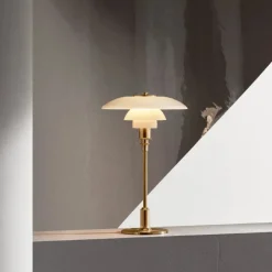 Limited Edition 2025 PH 3/2 Bordlampe fra<Louis Poulsen New