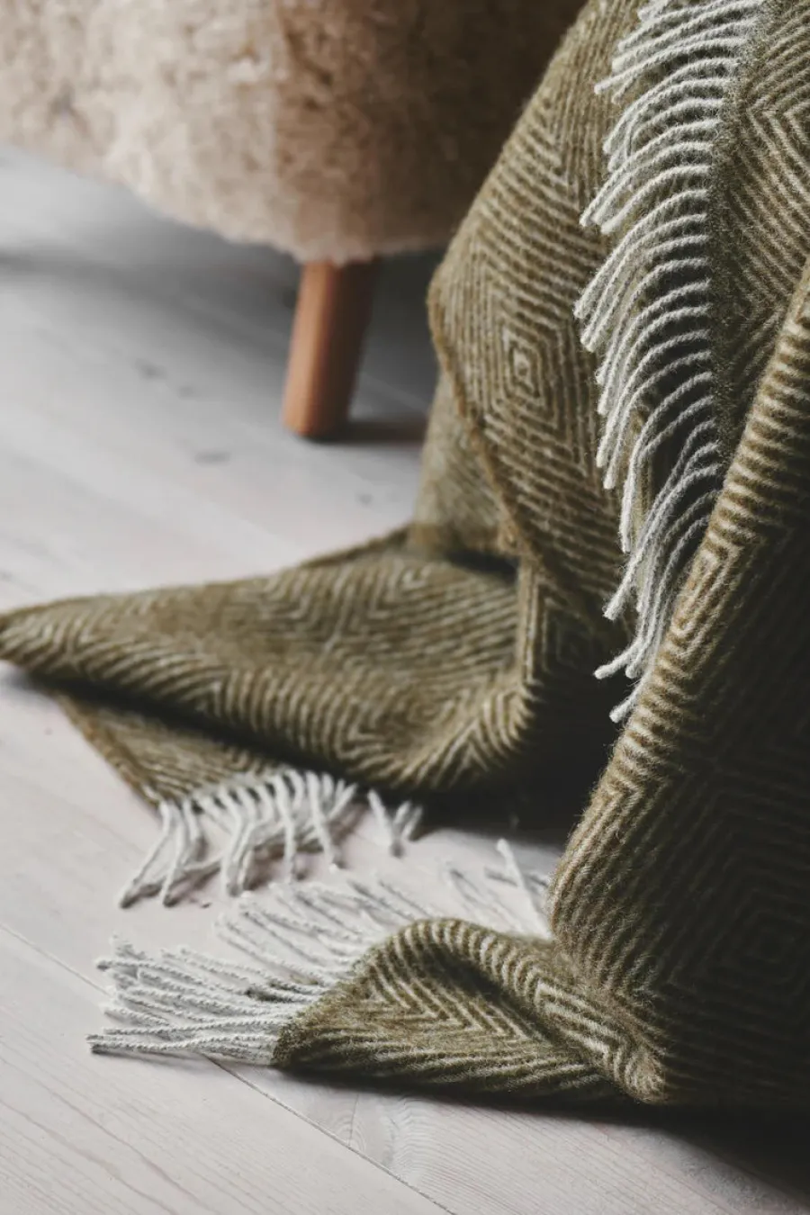 Livø Plaid, seaweed fra<Silkeborg Uldspinderi Discount