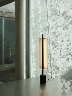 Lámina 45 Bordlampe fra Santa and Cole<Santa & Cole