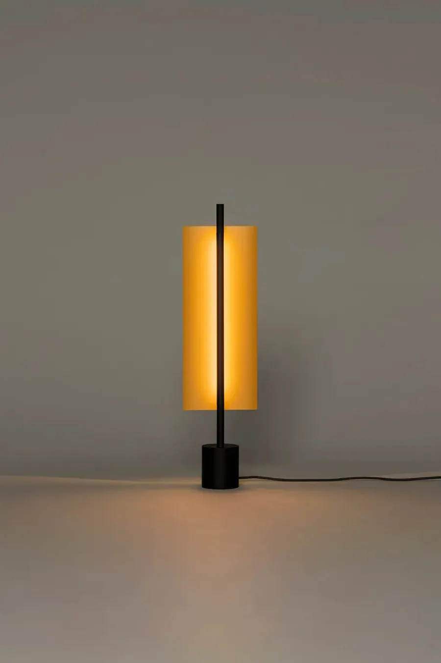 Lámina Dorada 45 Bordlampe fra Santa and Cole<Santa & Cole Outlet