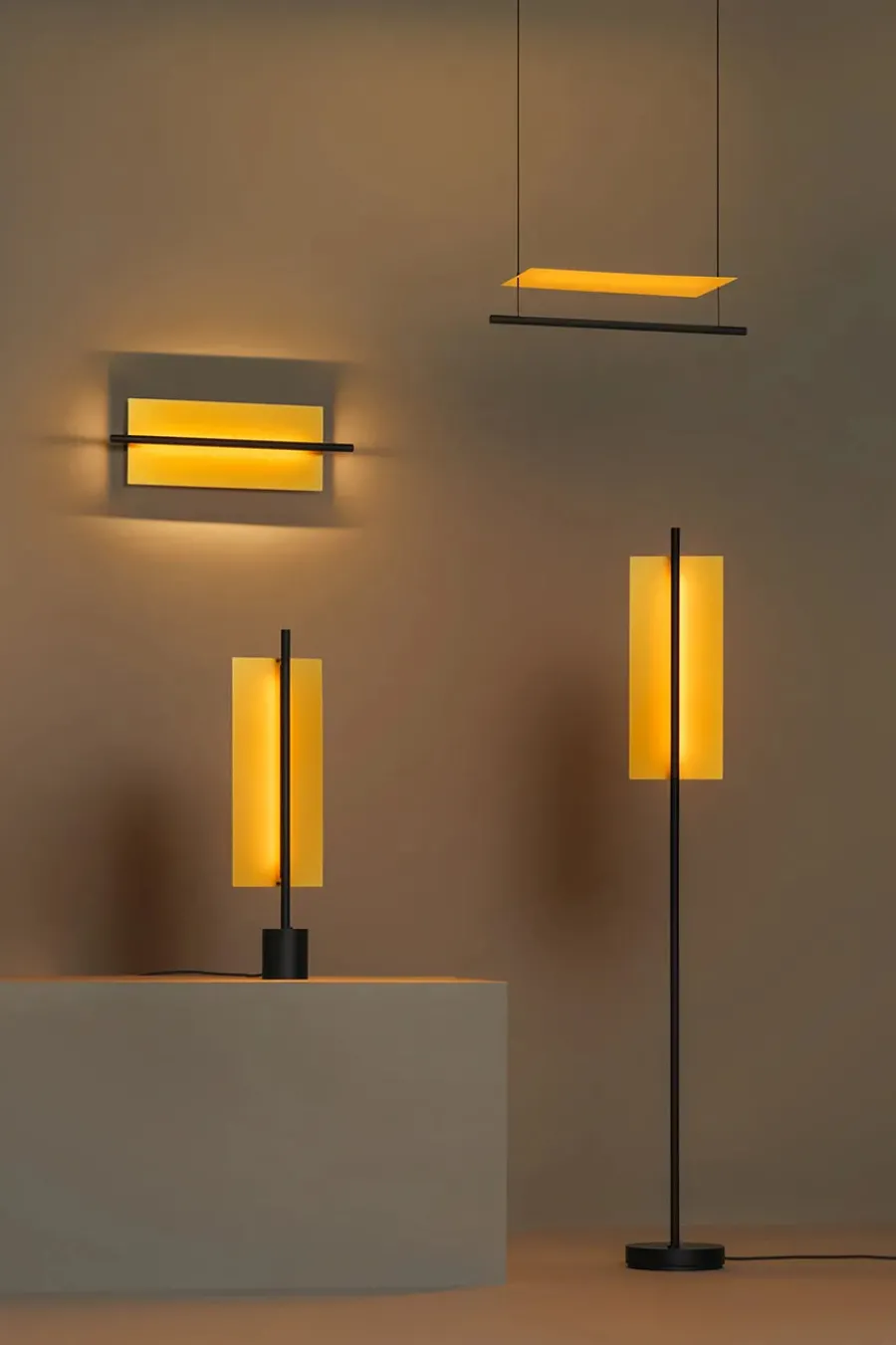 Lámina Dorada 45 Bordlampe fra Santa and Cole<Santa & Cole Outlet