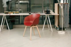 Loop Stand Table fra<HAY Sale