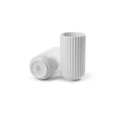 Lyngbyvasen i rød, H15,5 cm fra<Lyngby Porcelæn Clearance