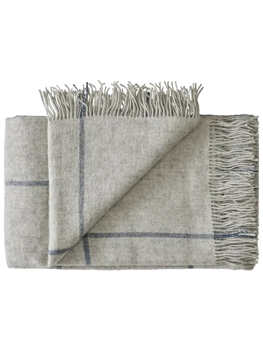 Mandø Plaid, medium grey fra<Silkeborg Uldspinderi Clearance