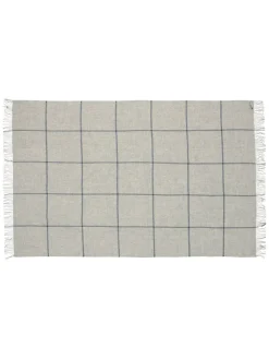 Mandø Plaid, nordic grey fra<Silkeborg Uldspinderi Hot