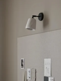 Material væglampe fra<New Works Discount